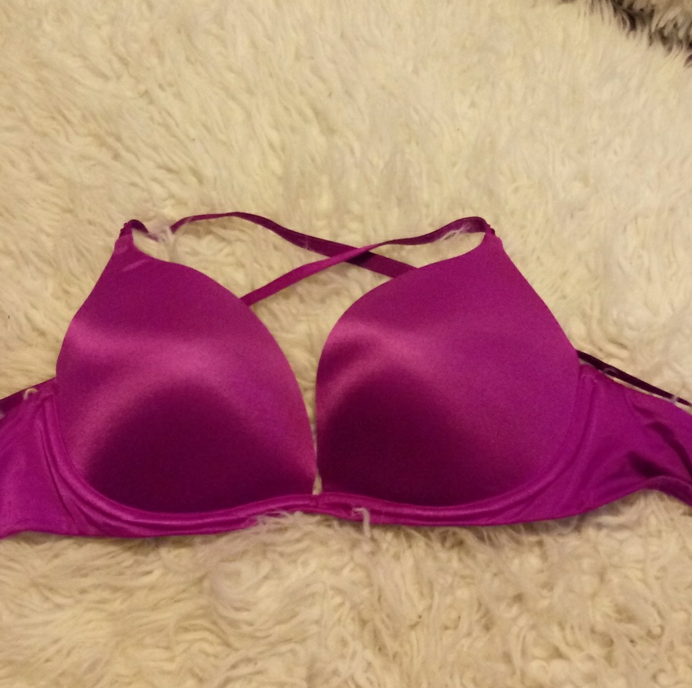 VS Bra